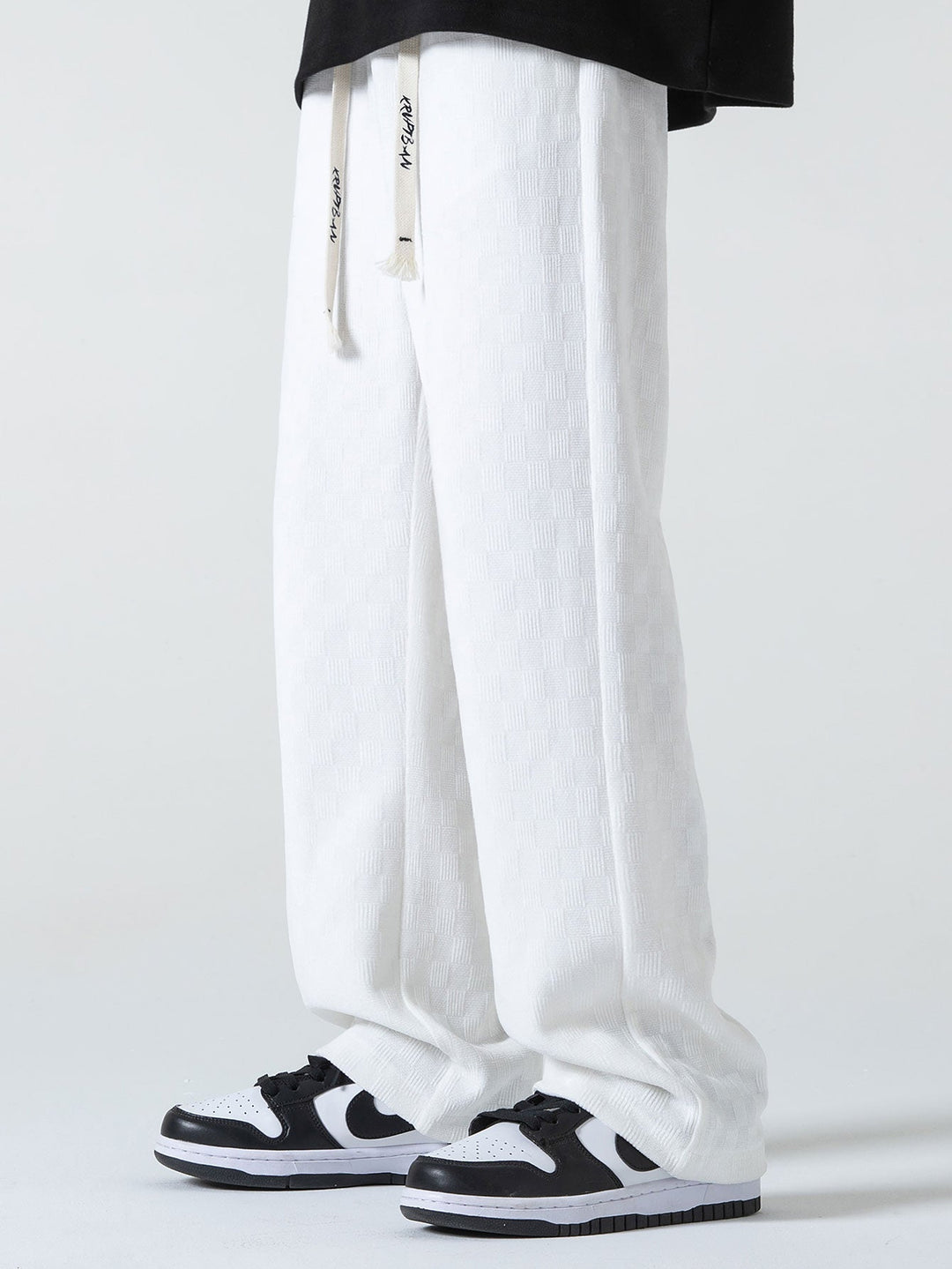 Checkerboard Textured Straight Leg Pants