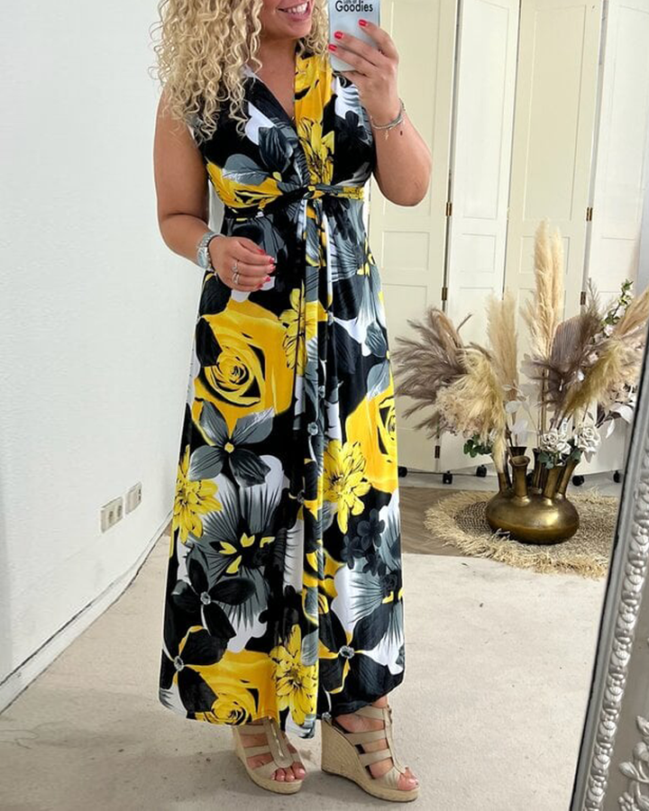 Svea | Sleeveless Pleated Dress with Floral Print
