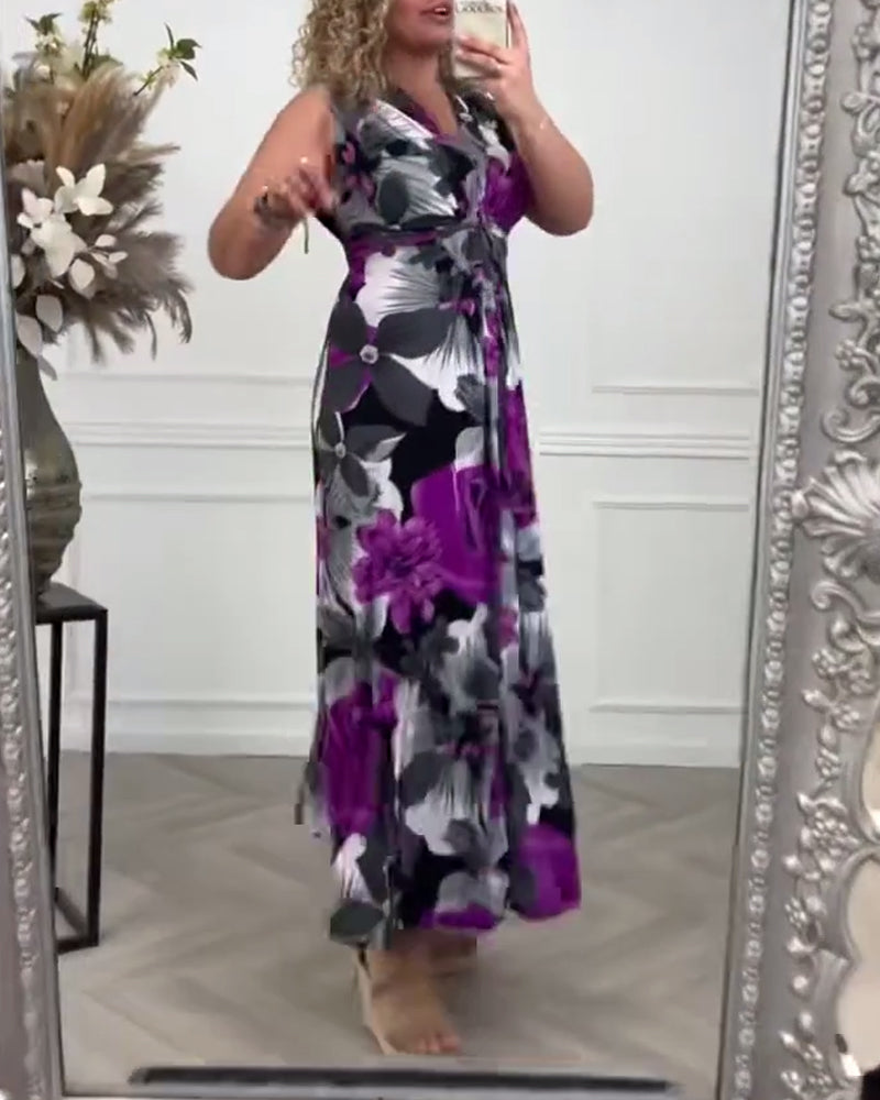 Svea | Sleeveless Pleated Dress with Floral Print