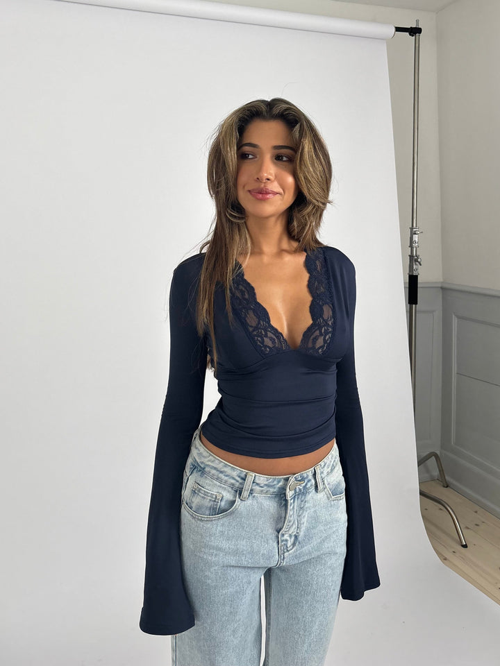 Wilson | Luna Kiss Top