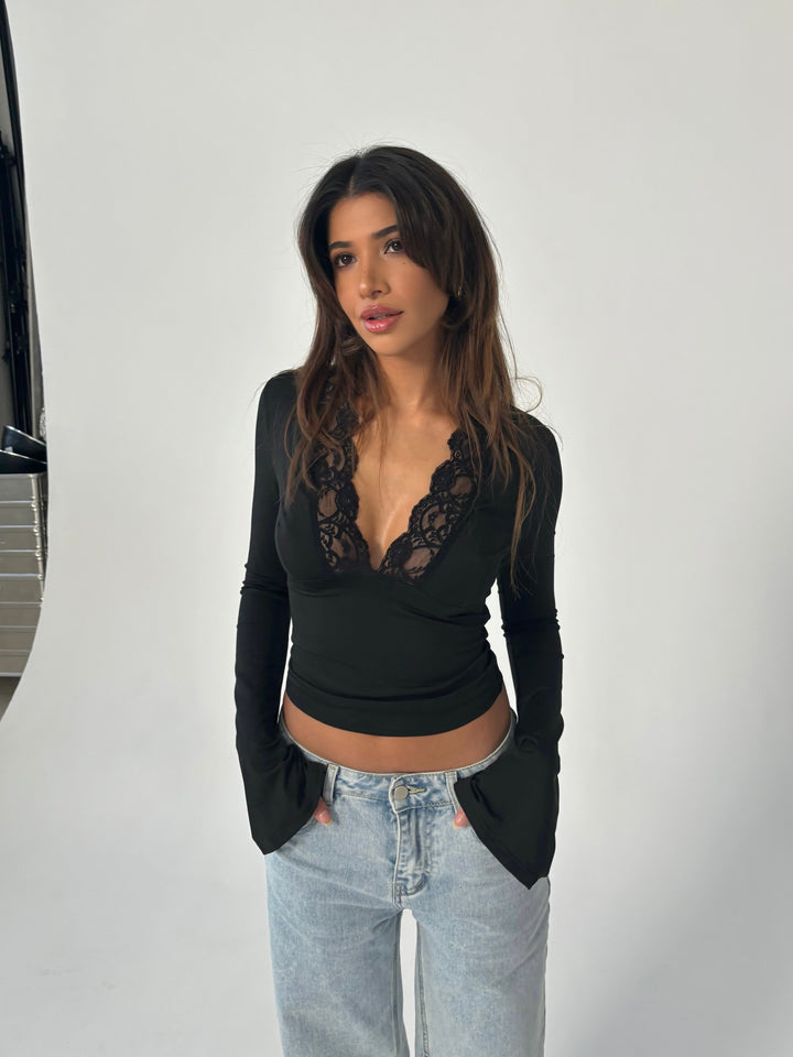 Wilson | Luna Kiss Top