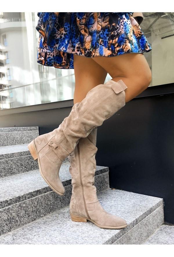 Zavira™ | Elegant, Warm Suede Boots for Women