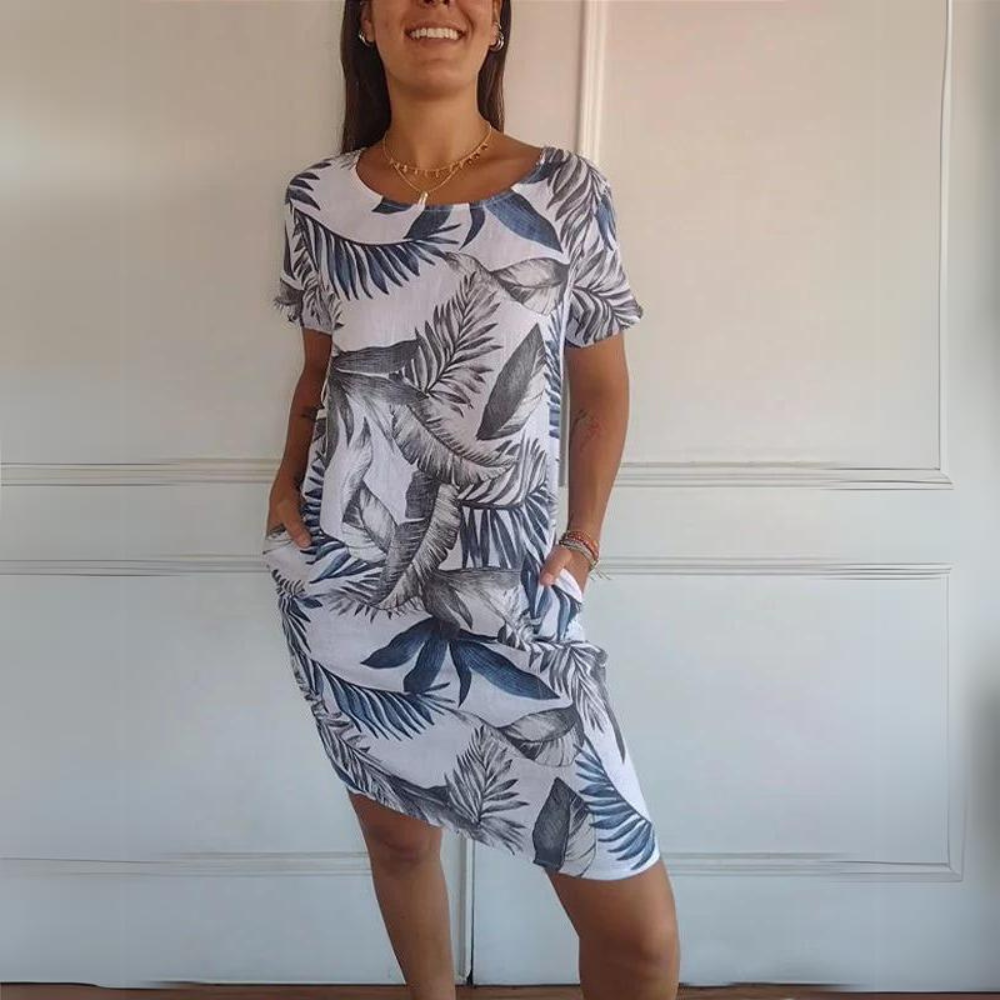 Marije | Comfortable Dress with Round Neckline