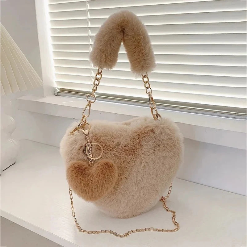 Céleste | Heart-Shaped Plush Shoulder Bag
