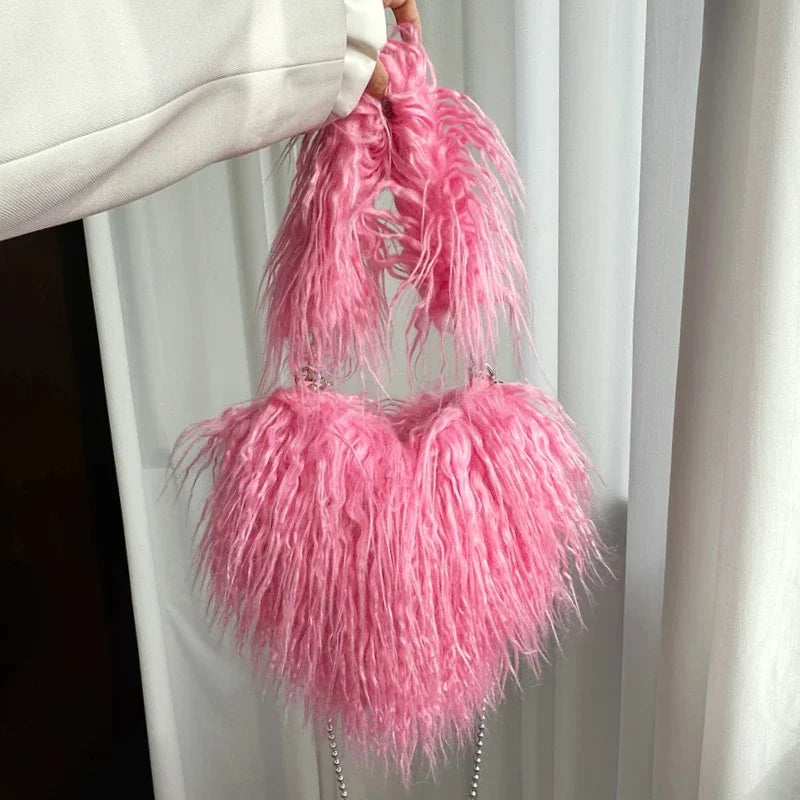 Amélie | Heart Plush Shoulder Bag